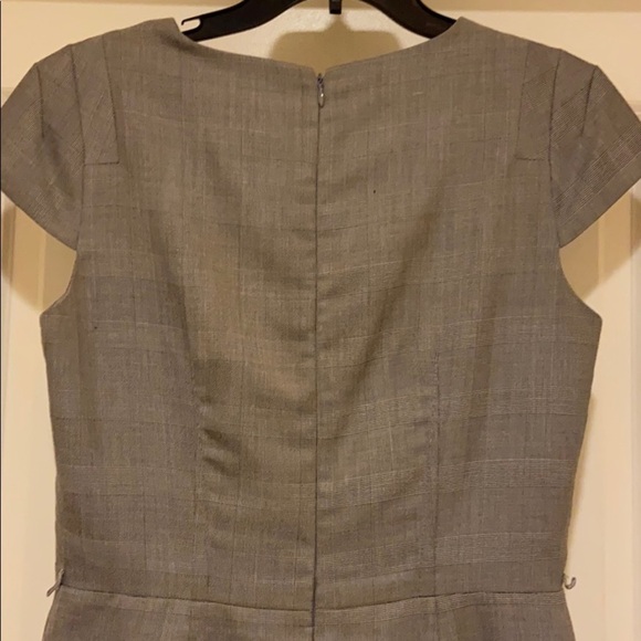 Calvin Klein Shift Dress - Capped Sleeves - Picture 5 of 5